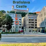 Apartman Romance Under The Castle Pozsony