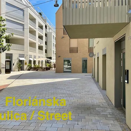 Romance Under The Castle Apartament