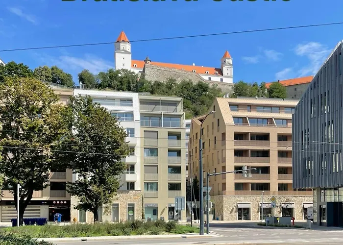 Romance Under The Castle Apartament