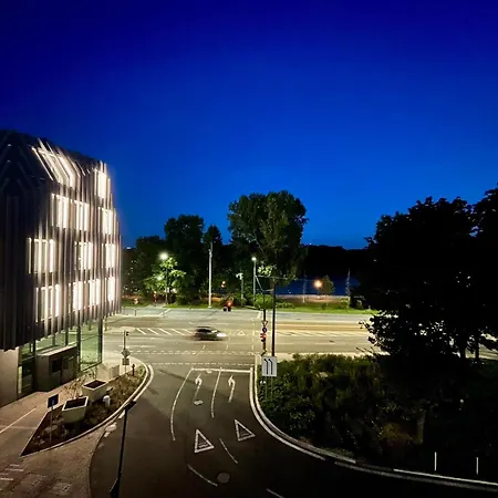 Romance Under The Castle Daire