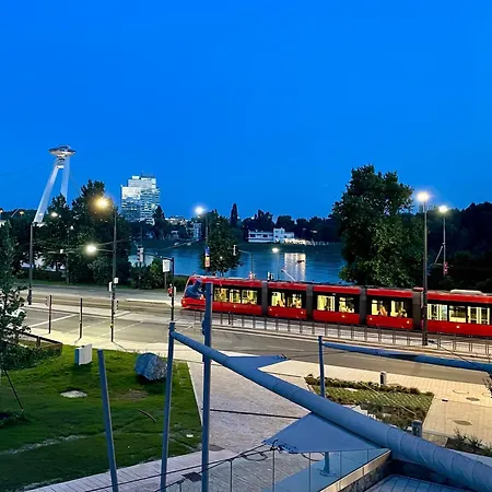 Romance Under The Castle *