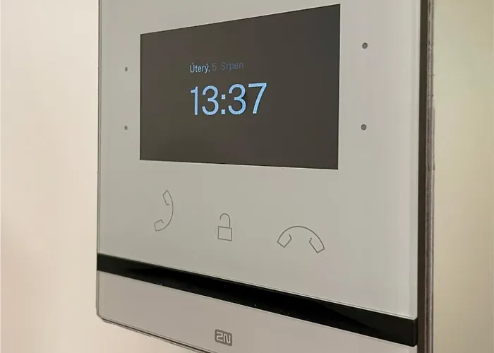 Daire Romance Under The Castle